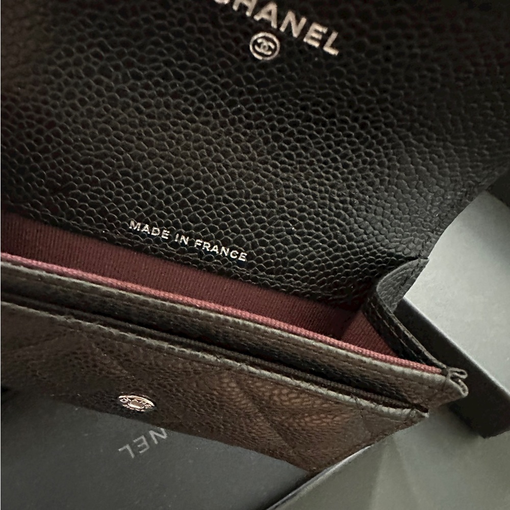 BNIB Chanel classic cardholder card wallet silver hardware - Picture 2 of 3